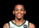 https://img.tiyuzhibojian.com.cn/img/basketball/player/8f50fdf57ef65b82380f17ae10a84eb4.png